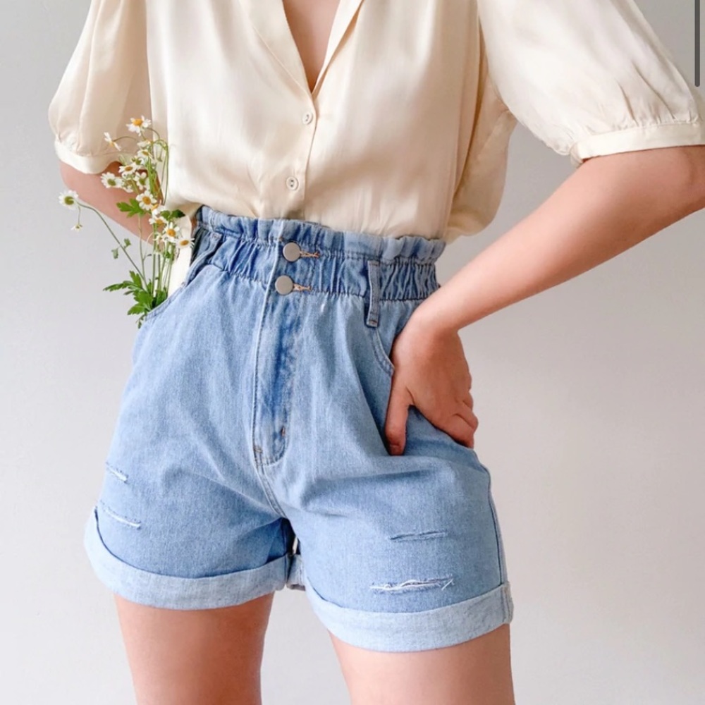 High Waist ”paper bag” denim shorts